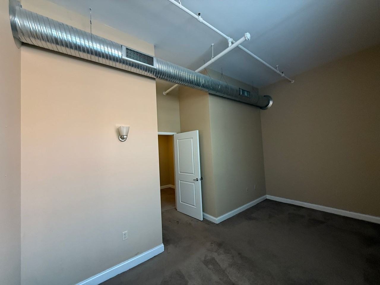 11 Fremont Street - Photo 7 of 29