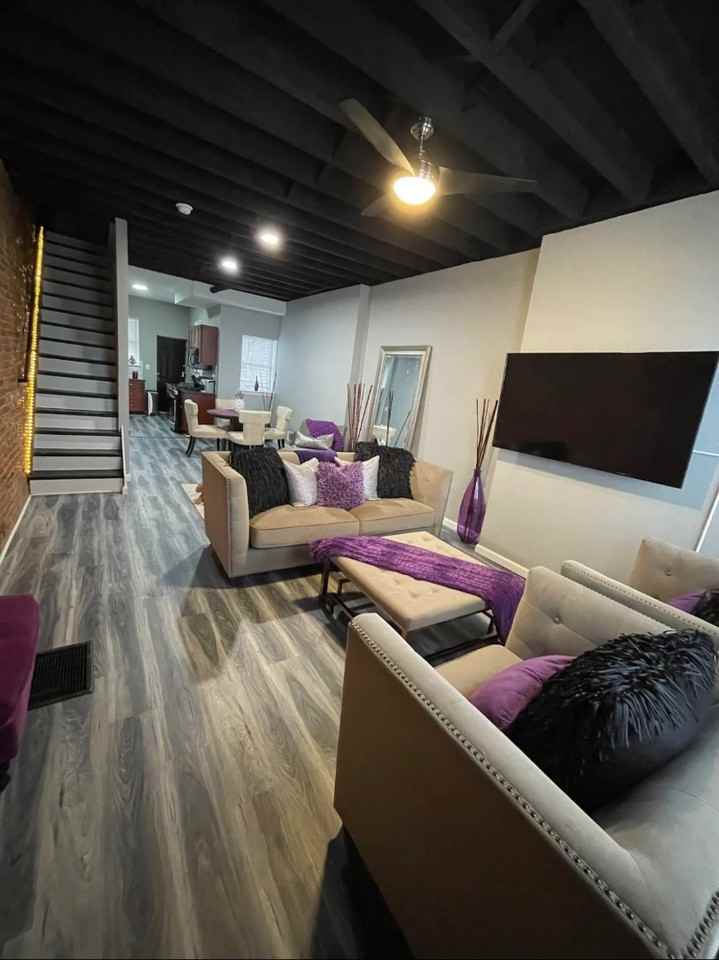 632 Point St - Photo 2 of 11