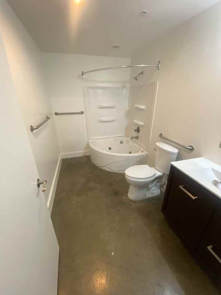 Mitchell Park Plaza Apartment - Photo 2 of 36