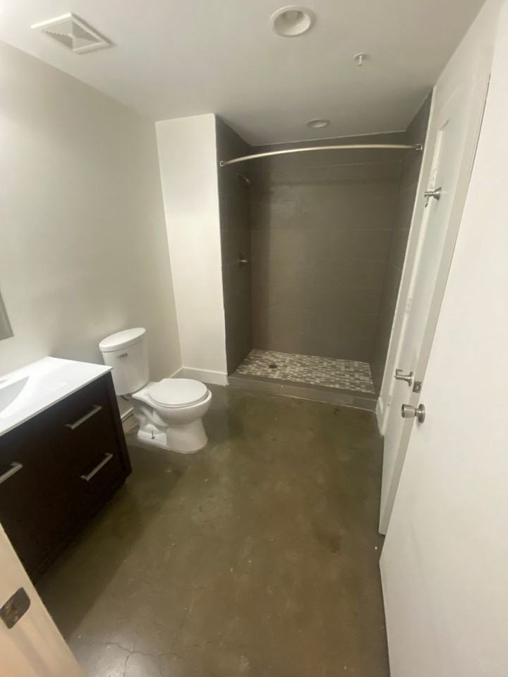 Mitchell Park Plaza Apartment - Photo 5 of 36