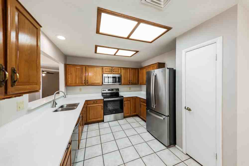 7127 W Morrow Dr - Photo 7 of 17