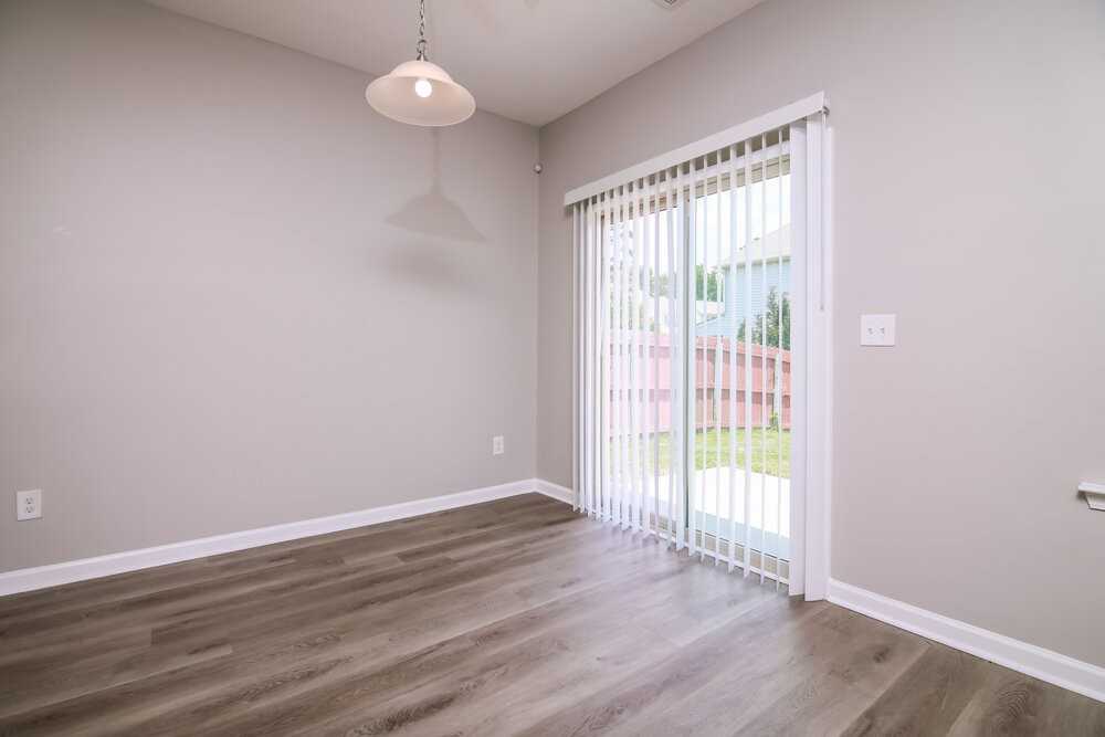 3605 Morman Springs Ln - Photo 6 of 17