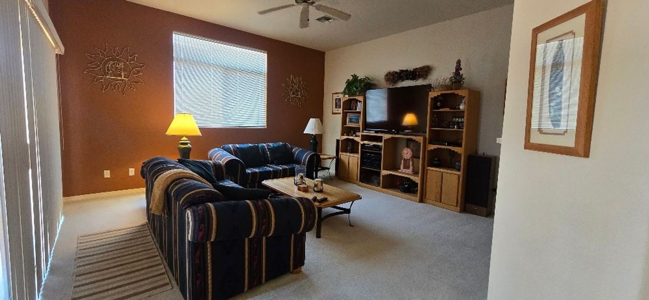 13606 N Cambria Dr #204 - Photo 3 of 25