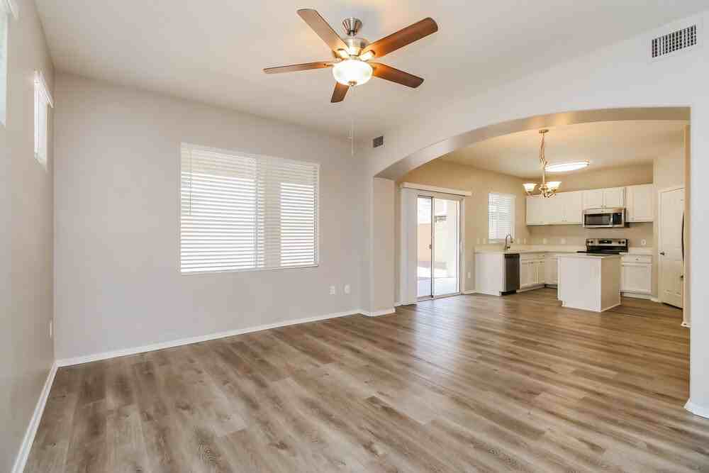 3926 W Fremont Rd - Photo 4 of 17