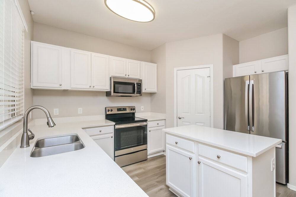 3926 W Fremont Rd - Photo 7 of 17