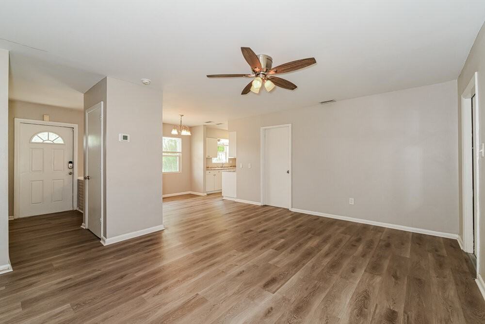 4346 Tufts Ave - Photo 6 of 16