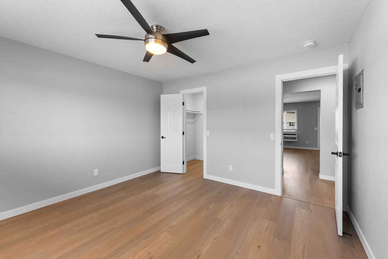 The 5800 Apartment Homes - Photo 6 of 48