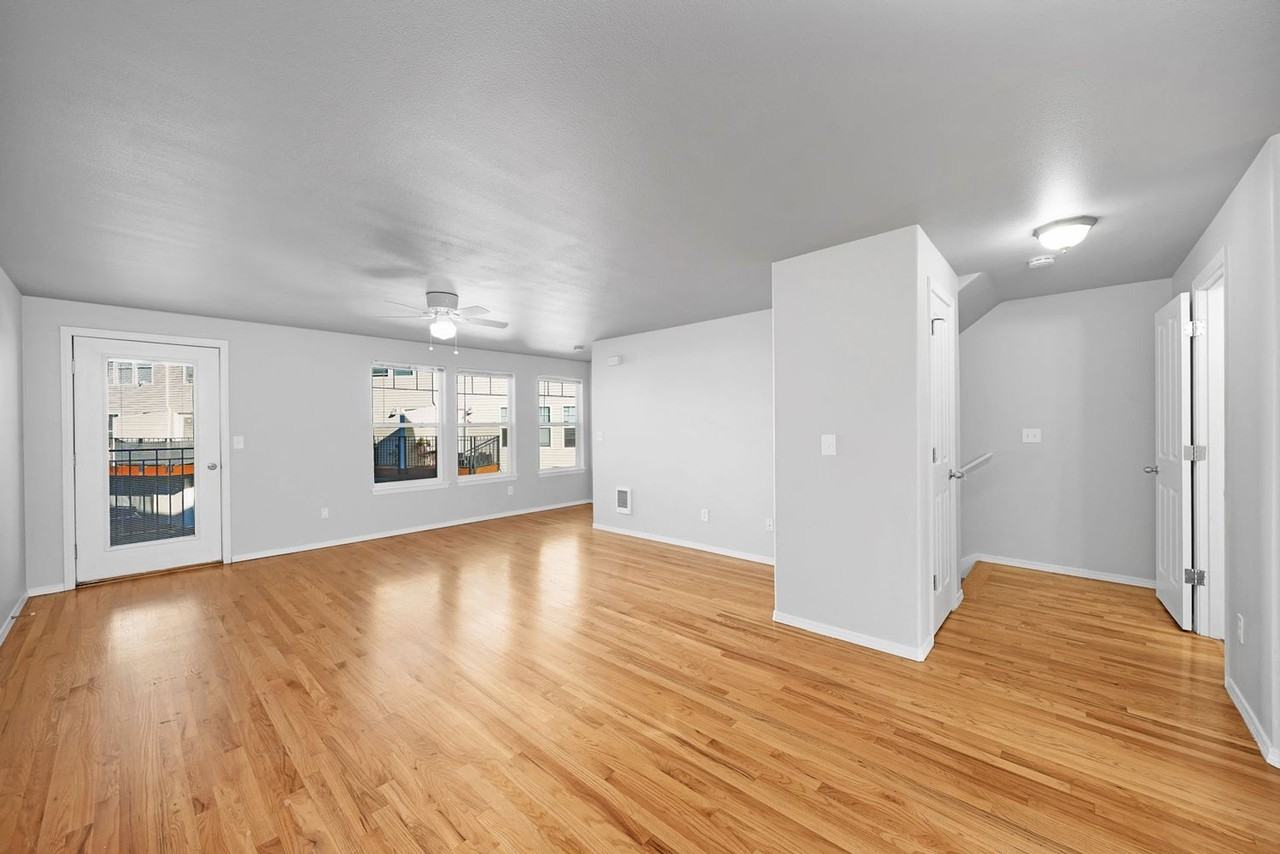 The Willows - Photo 5 of 27