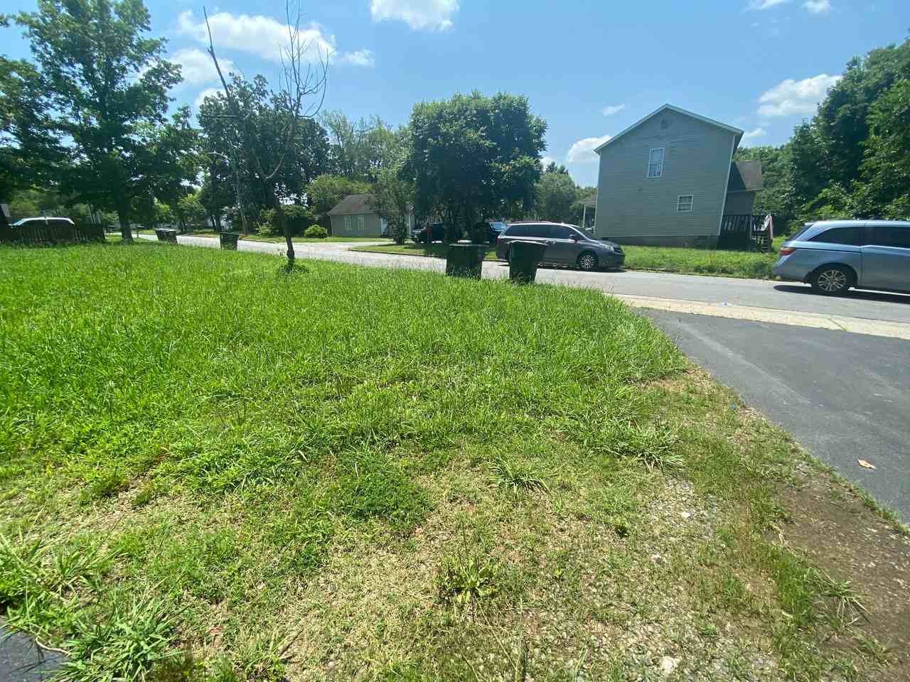 3301 Beck St - Photo 4 of 36