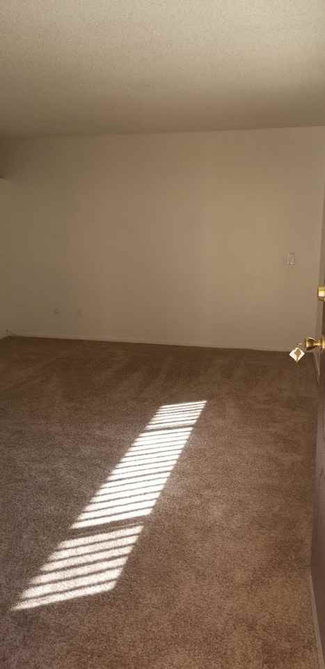 Portofino Apartments - Photo 3 of 26