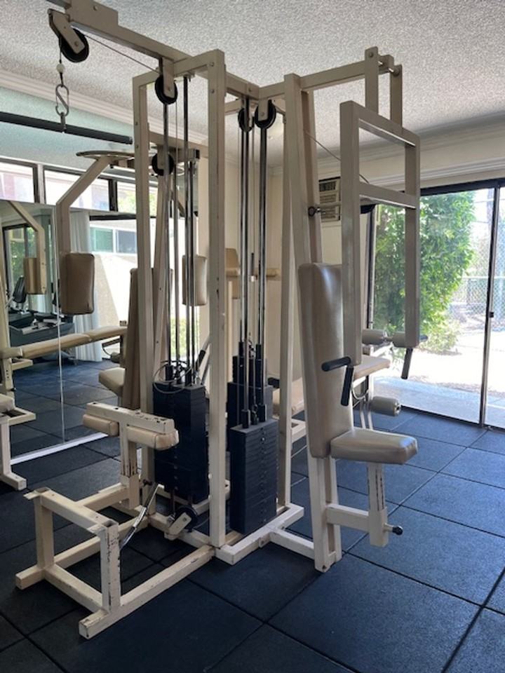 Gresham Townhomes - Photo 5 of 6