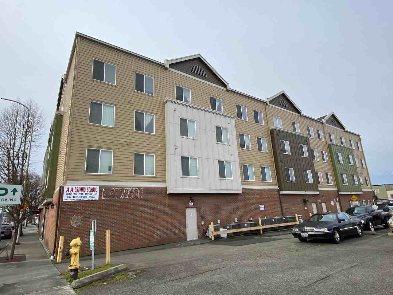 Divine Suites at Downtown Renton - Photo 5 of 21