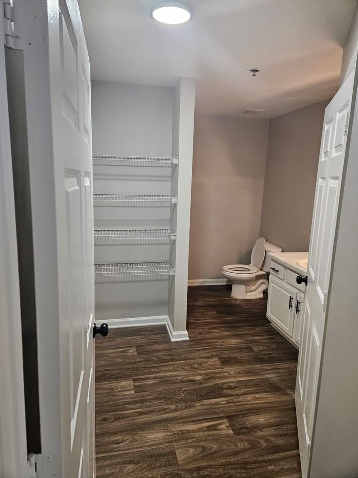 Chelsea Court Apartments - Photo 2 of 16