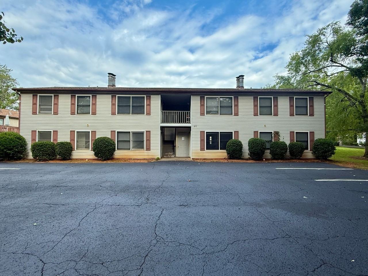 Mark Twain 217 - Photo 2 of 16