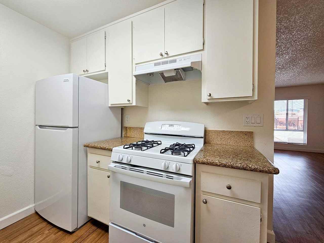 Vista Bella Apartment Homes - Photo 7 of 25