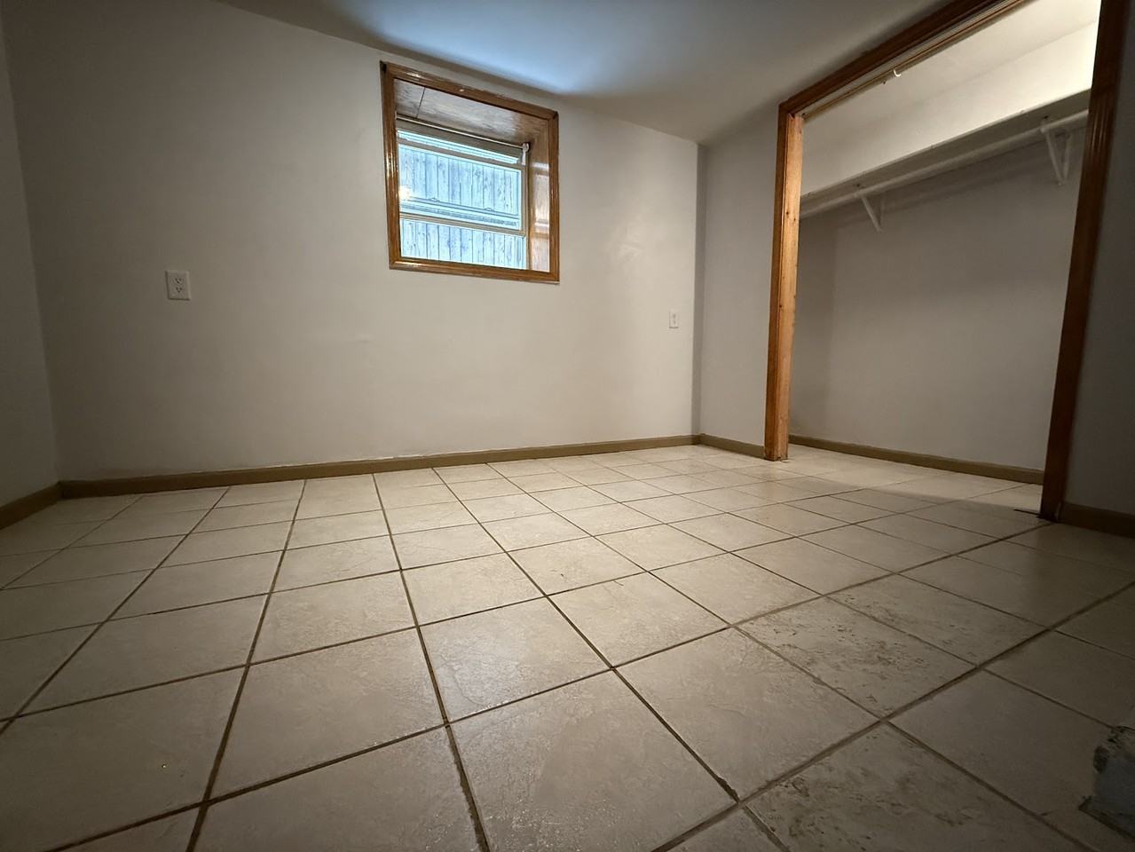 4527 North Christiana Avenue - Photo 4 of 8