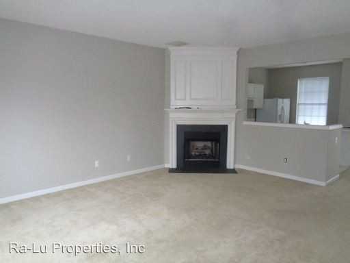 3914 Elizabeth Glen Way - Photo 3 of 17