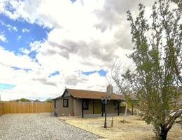 featured image of 6623 La Luna Ave