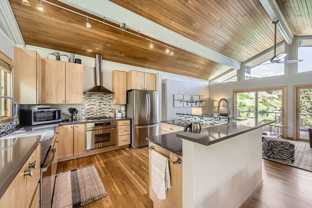 389 S Cedar Brook Rd - Photo 1 of 1