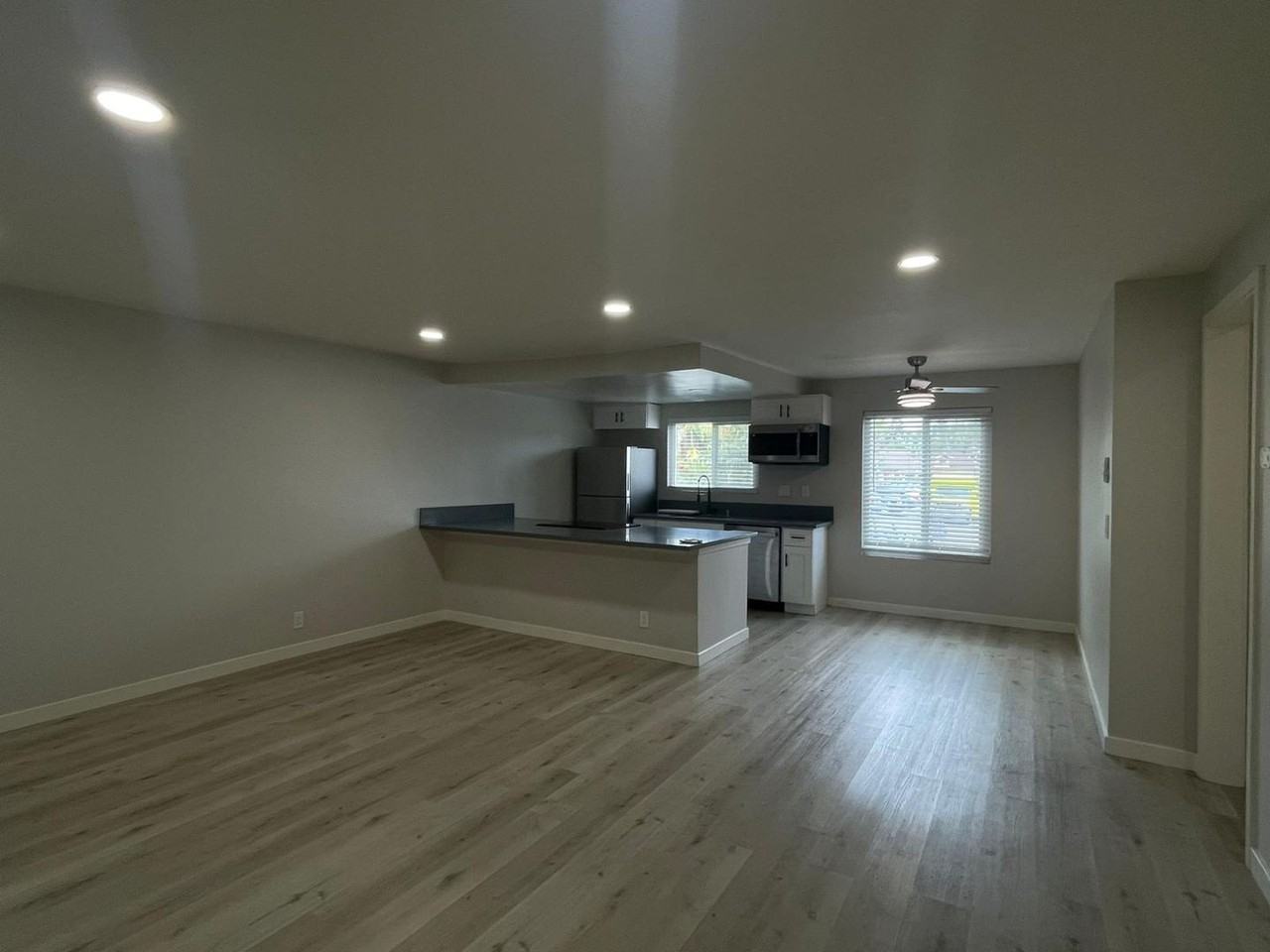 4490 Collwood Blvd - Photo 2 of 23