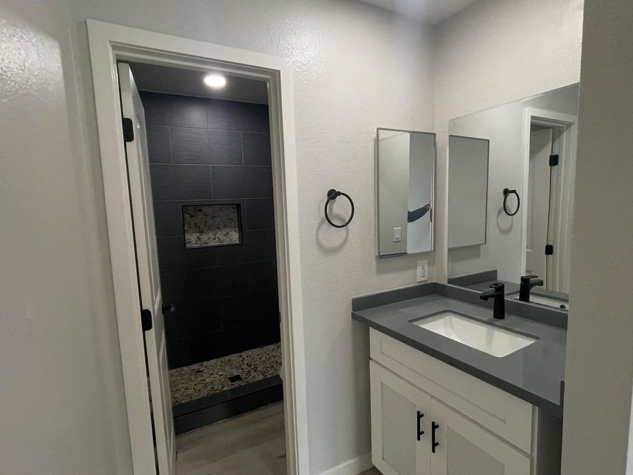 4490 Collwood Blvd - Photo 6 of 23