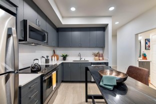 175 E Bruner Ave - Photo 1 of 1
