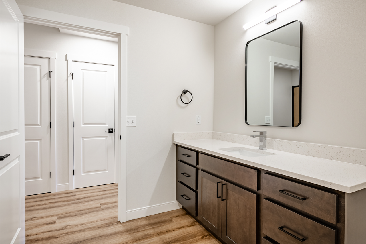 1100 North Forest Street - Photo 6 of 20