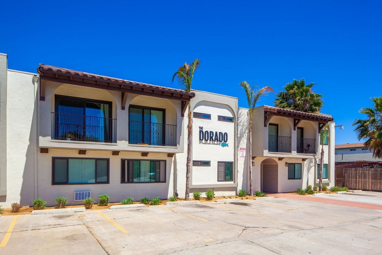 Amazing renovated centrally located property!!! - Photo 2 of 43