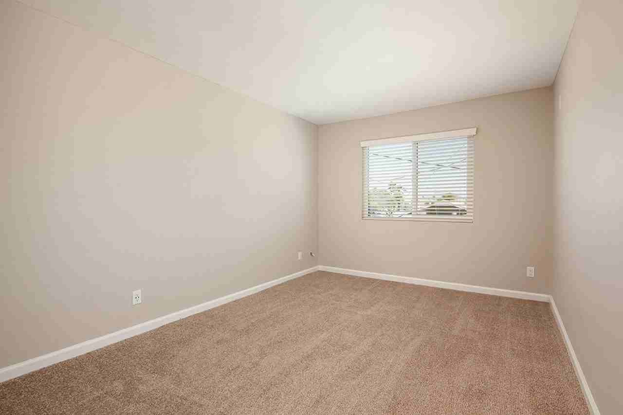 Amazing renovated centrally located property!!! - Photo 5 of 43