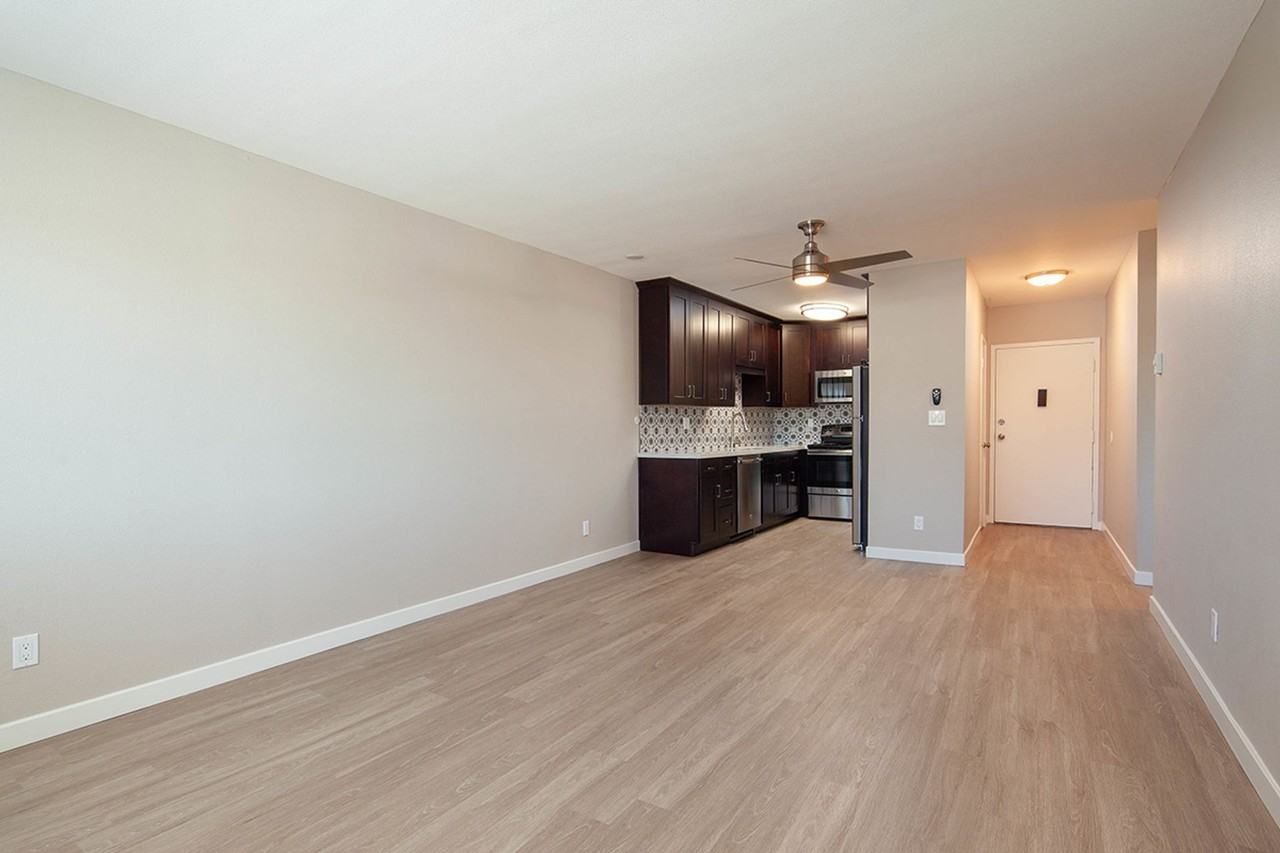 Amazing renovated centrally located property!!! - Photo 6 of 43