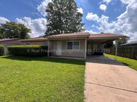 featured image of 8409 S 35th Ter