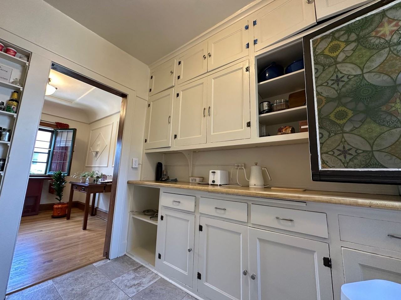 1628 Franklin - Photo 6 of 40