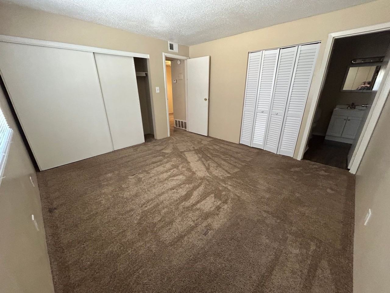 The New Meridian Apartments - Photo 5 of 8