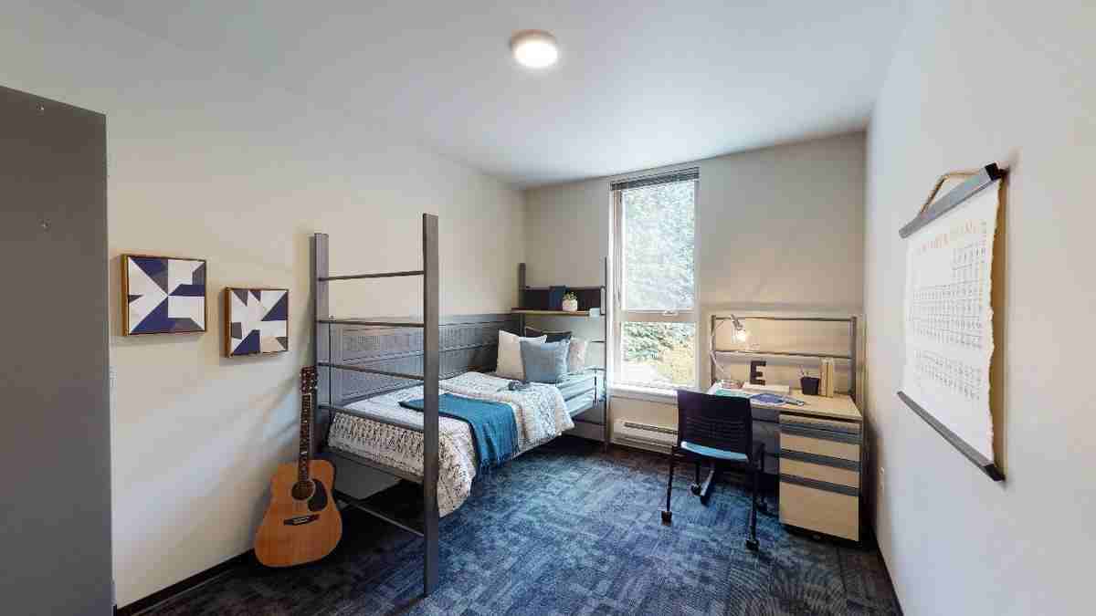 16101 Greenwood Ave N - Photo 4 of 39