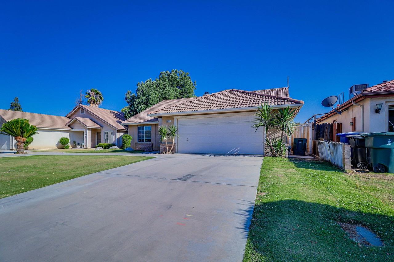 4005 Asino Ave - Photo 2 of 19