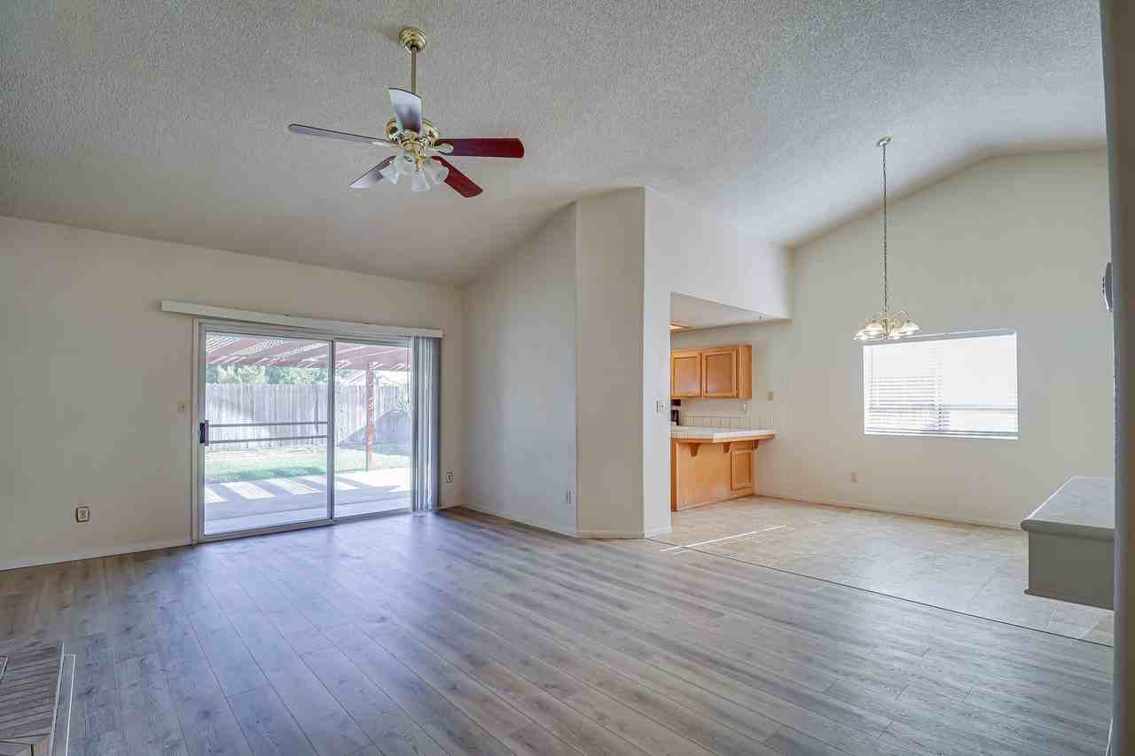 4005 Asino Ave - Photo 6 of 19