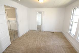 512 W 8th St - Photo 1 of 1