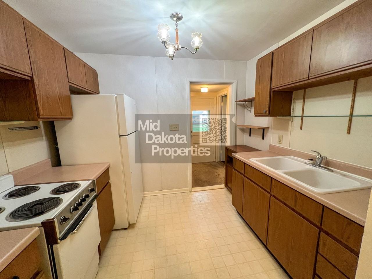 618 S Edmunds St - Photo 4 of 15