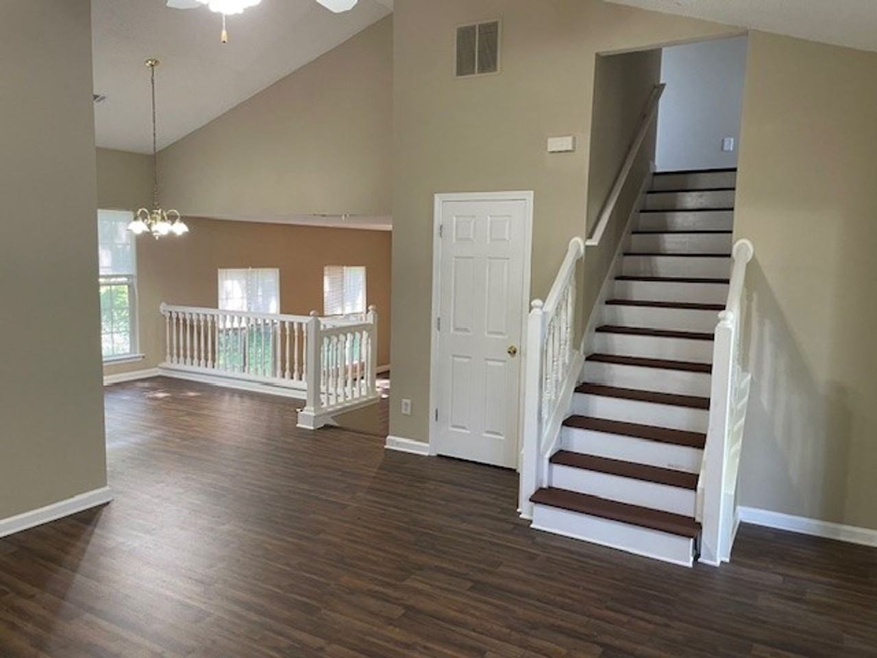 10564 Village Lndg - Photo 2 of 22
