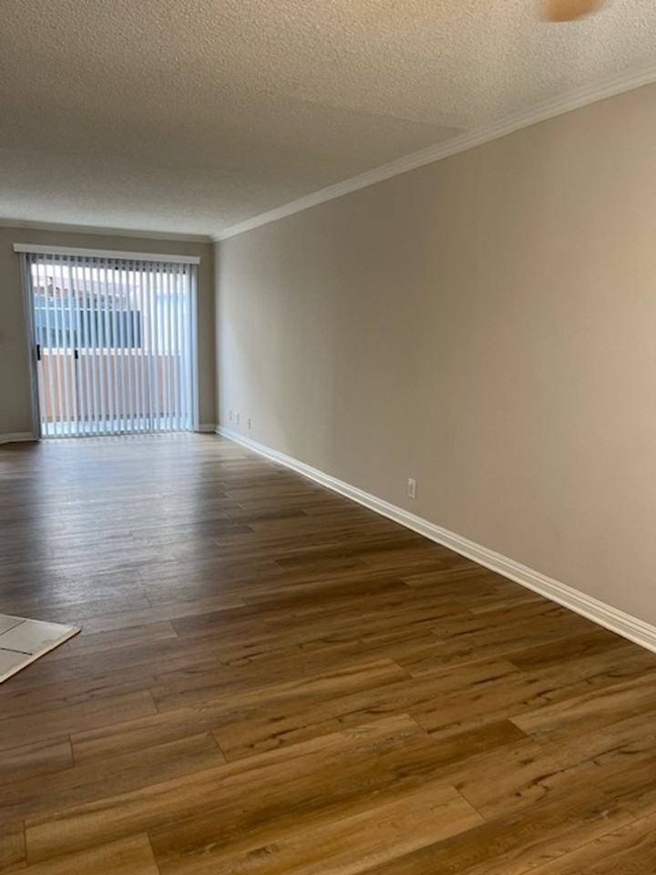 Beautiful 2 - Photo 7 of 42