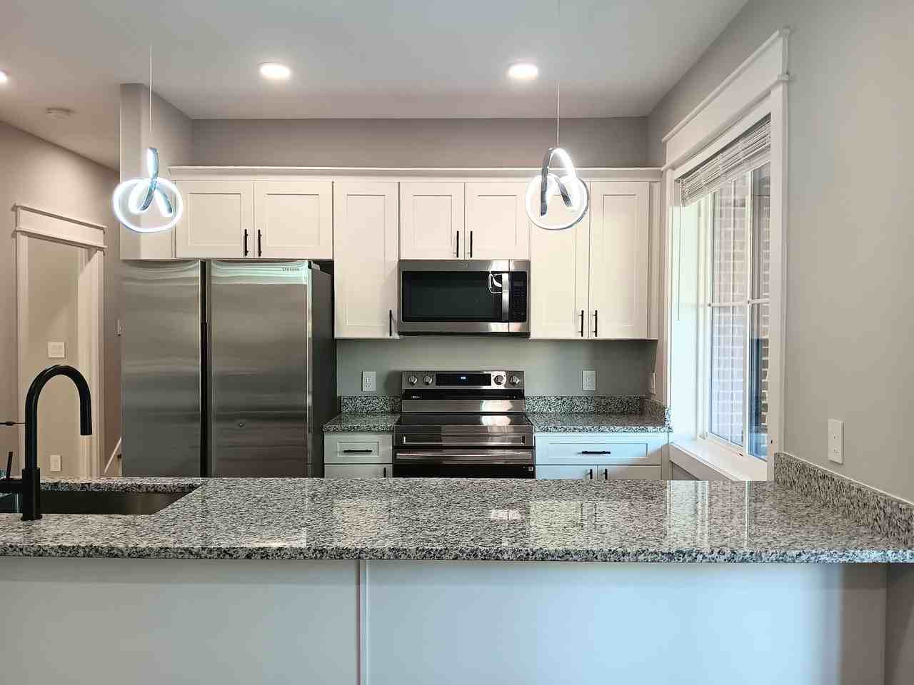 2230 Laurel Avenue - Photo 2 of 38