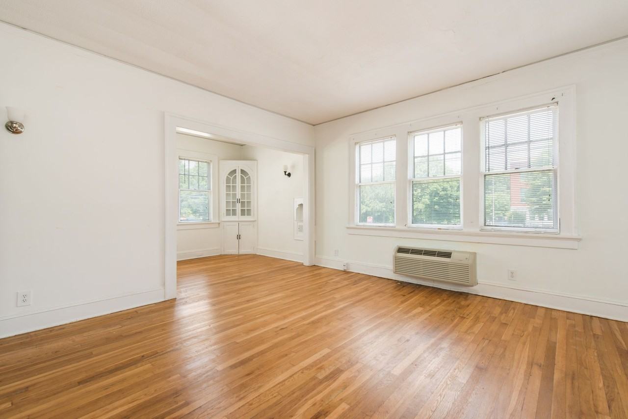 430 Ponce - Photo 3 of 8