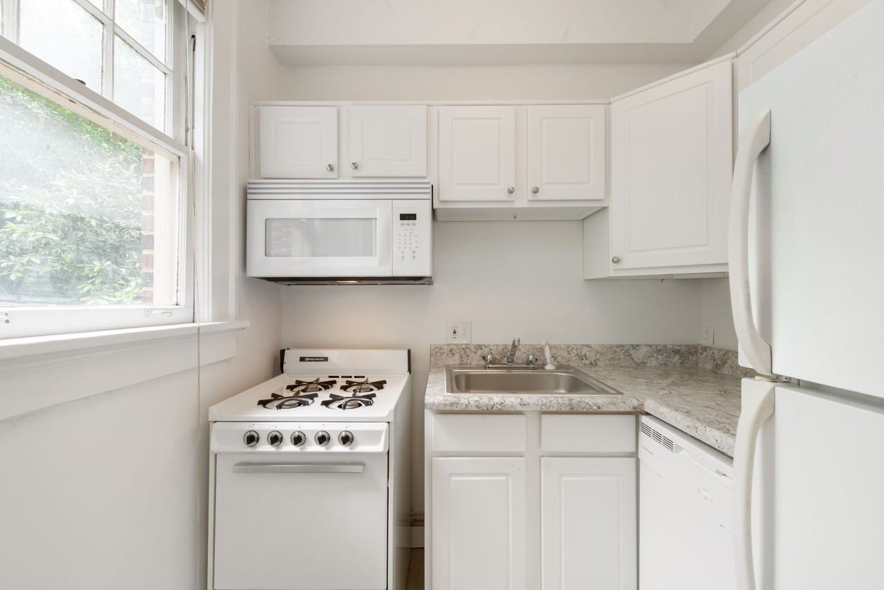 430 Ponce - Photo 5 of 8