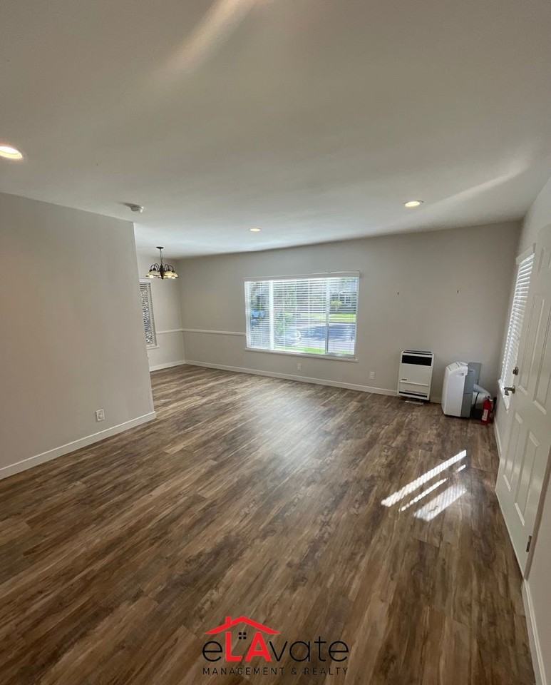 2592 Armacost Ave. - Photo 2 of 14