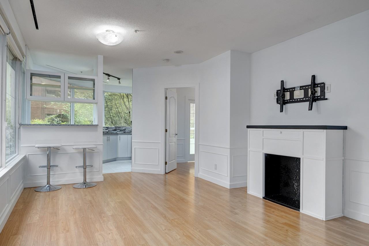 1177 Hornby Street #214 - Photo 3 of 21