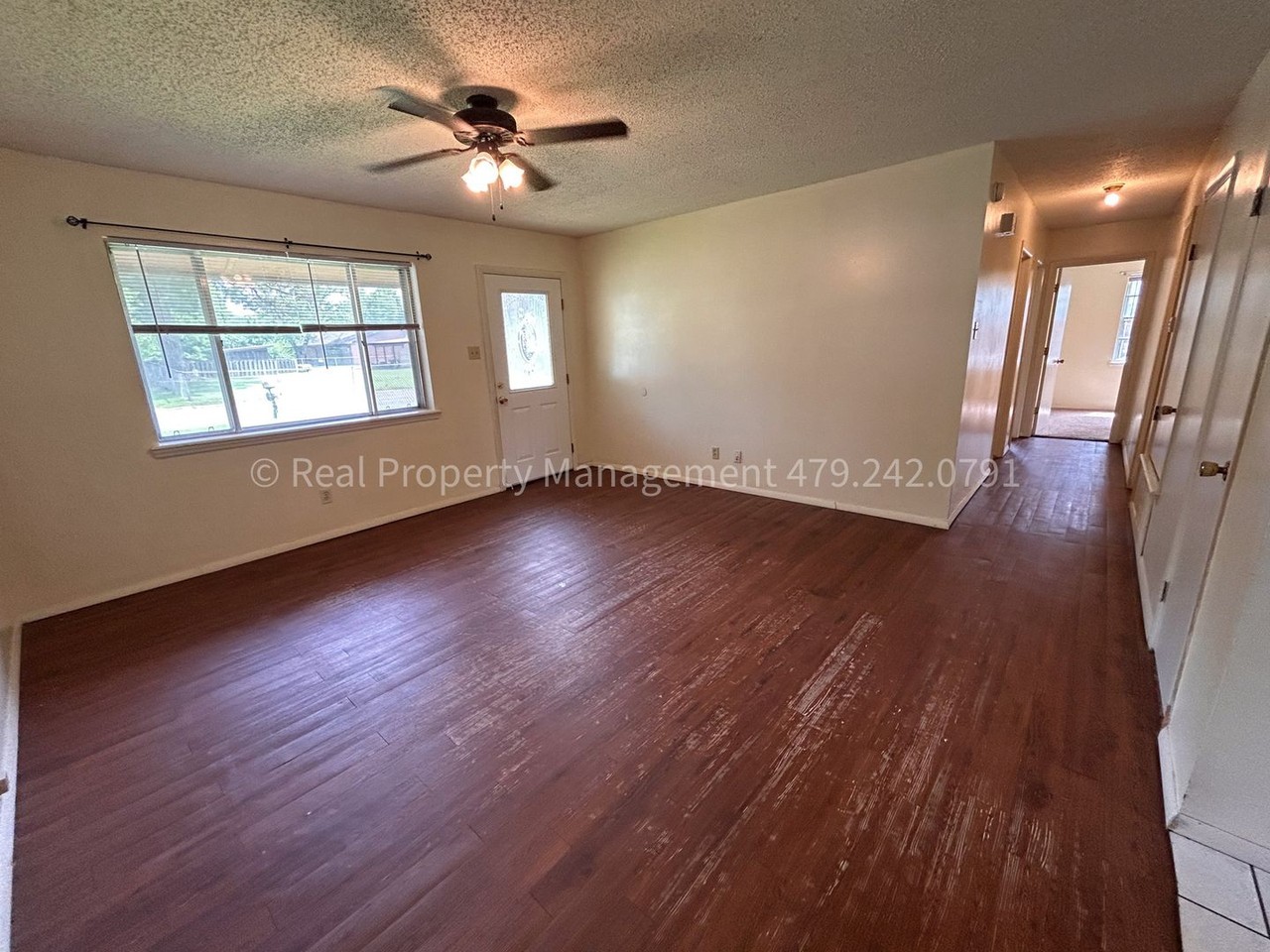 905 W Baltimore St - Photo 3 of 22
