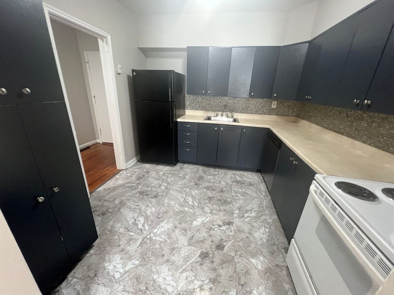 12021 Edgewater Drive - Photo 7 of 21