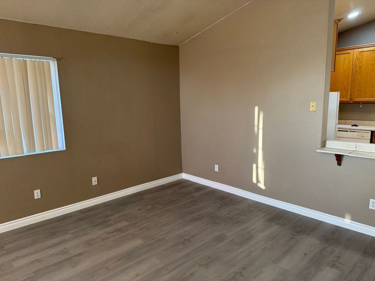 3736 Rose Canyon Dr - Photo 7 of 30