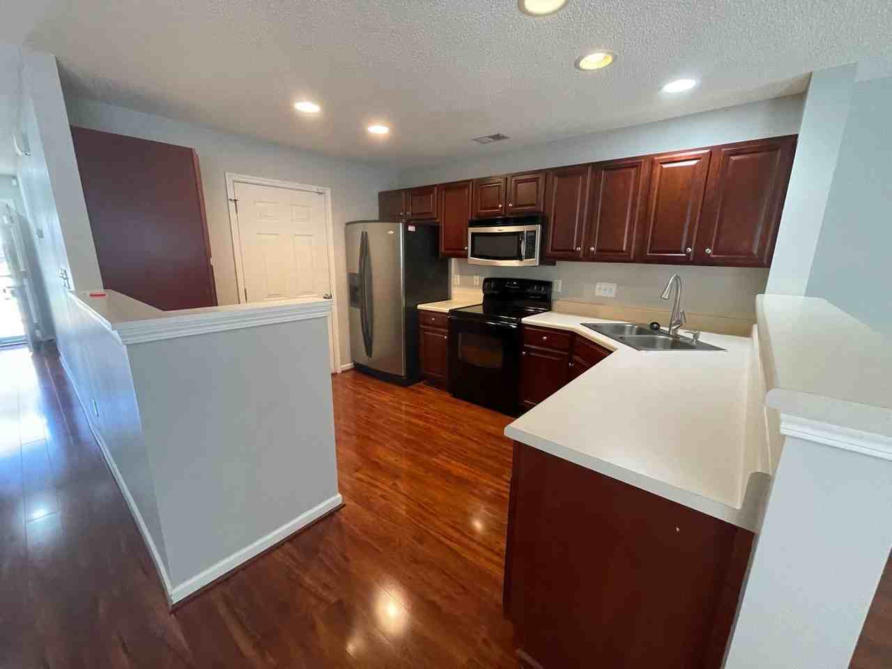 5623 Fellowship Dr - Photo 5 of 15