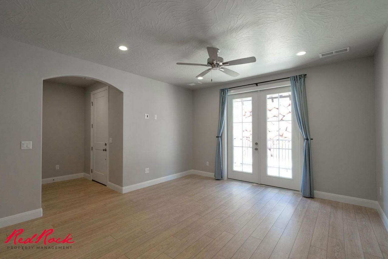 2277 E Mirador Aly - Photo 6 of 50